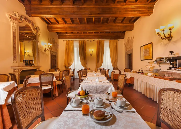 Ξενοδοχείο San Michele 4*