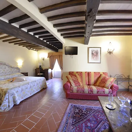 圣米歇尔酒店 4*